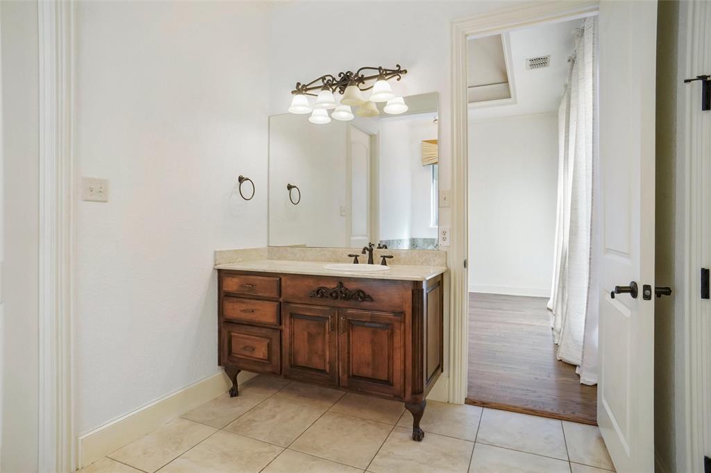 Forest Glenn West - Residential