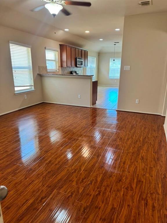 2808 Houston Wood