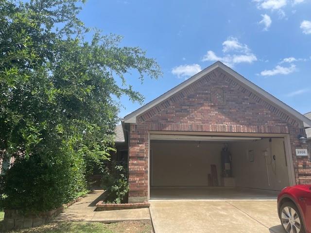 2808 Houston Wood