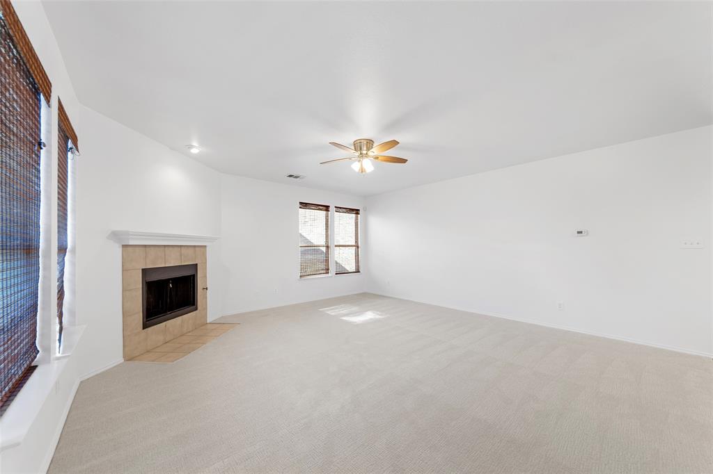 2442 Mackinac Drive