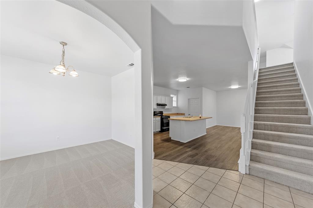 2442 Mackinac Drive
