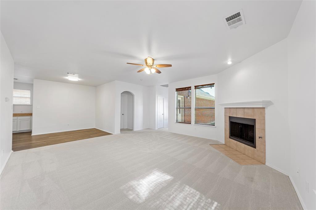 2442 Mackinac Drive