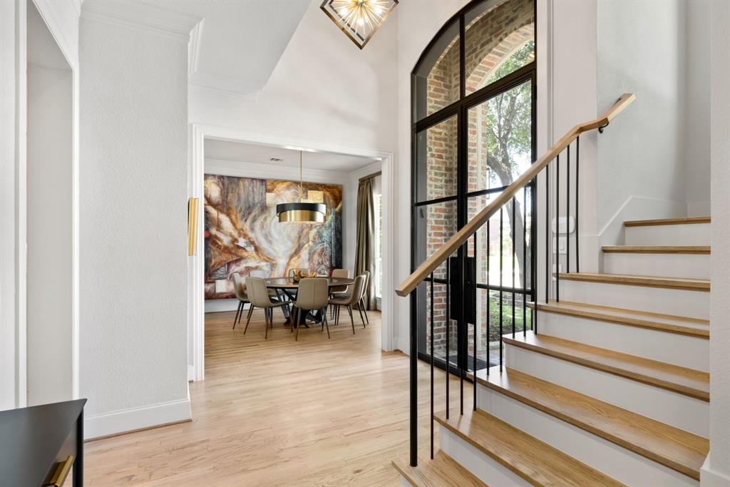 5912 Lindfield Court