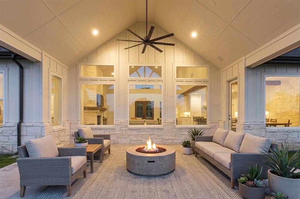 1406 Kara Trail