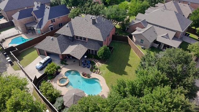 15699 Ridgewood Drive