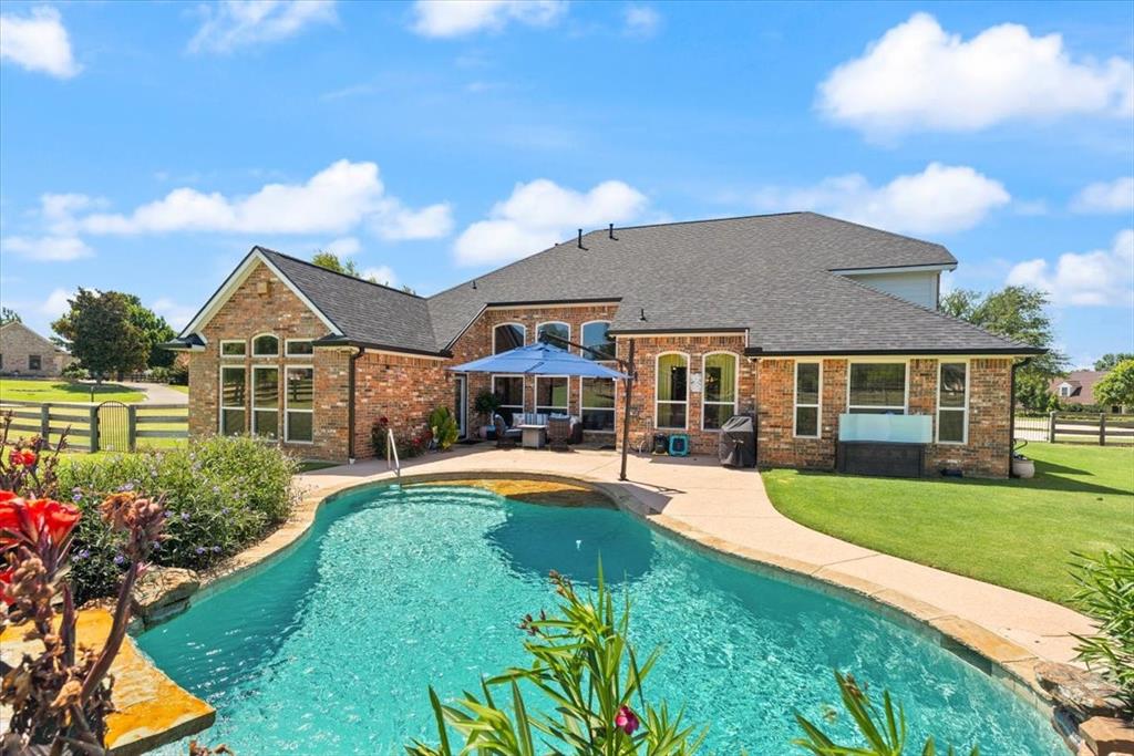 8101 Oak Creek Lane