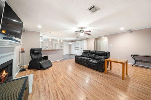 Tiny photo for 158 Hampshire Lane, Rockwall, TX 75032 (MLS # 21194724)