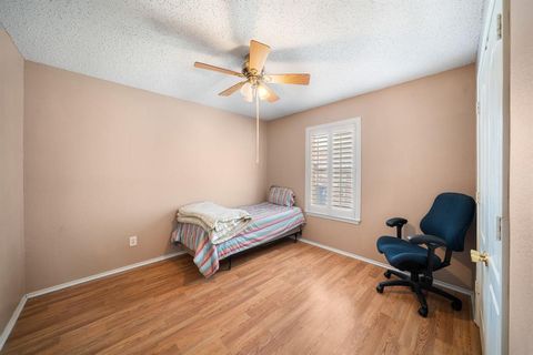 Tiny photo for 158 Hampshire Lane, Rockwall, TX 75032 (MLS # 21194724)