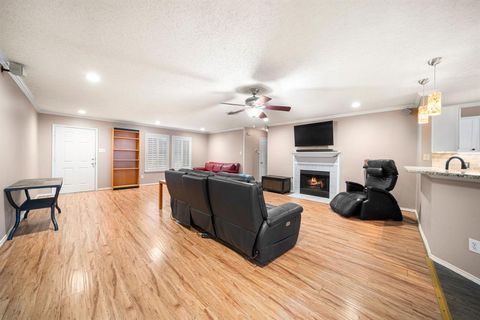 Tiny photo for 158 Hampshire Lane, Rockwall, TX 75032 (MLS # 21194724)