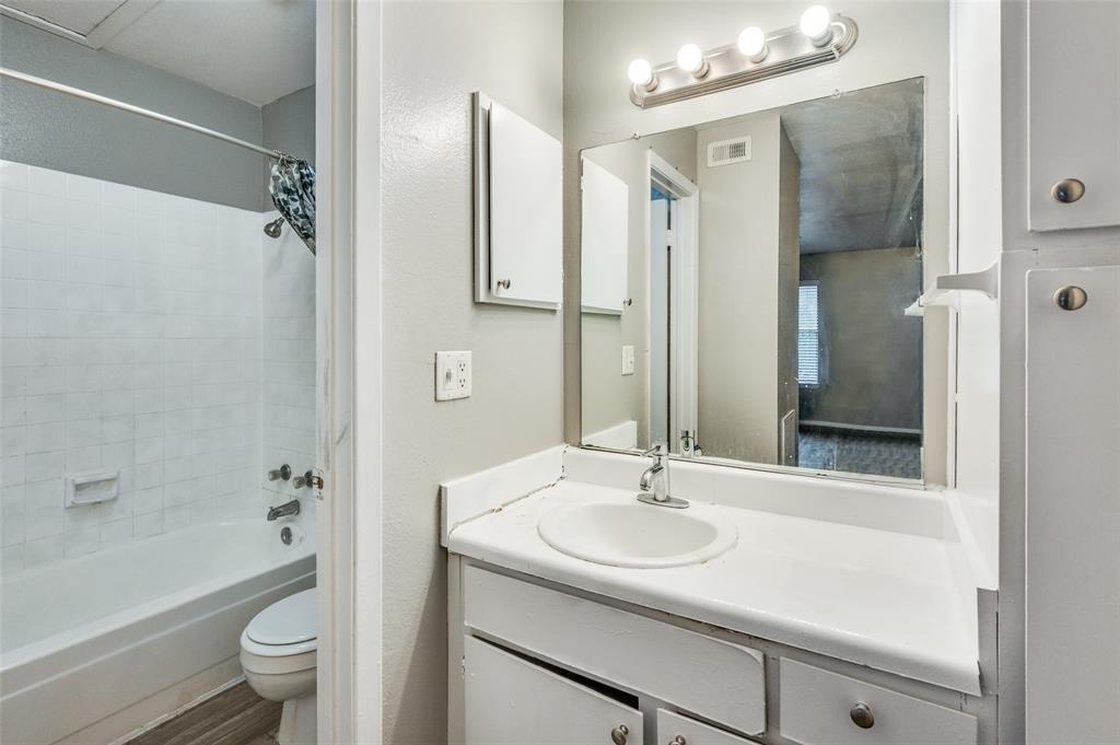 Parkside Condominiums - Residential