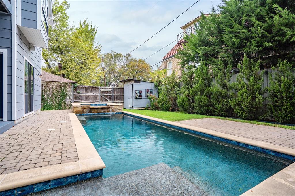 Tipton Place Add - Residential