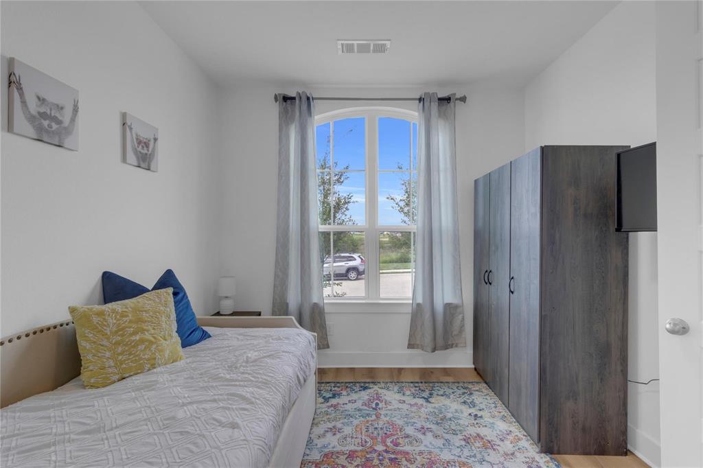 1210 Wainwright Cove