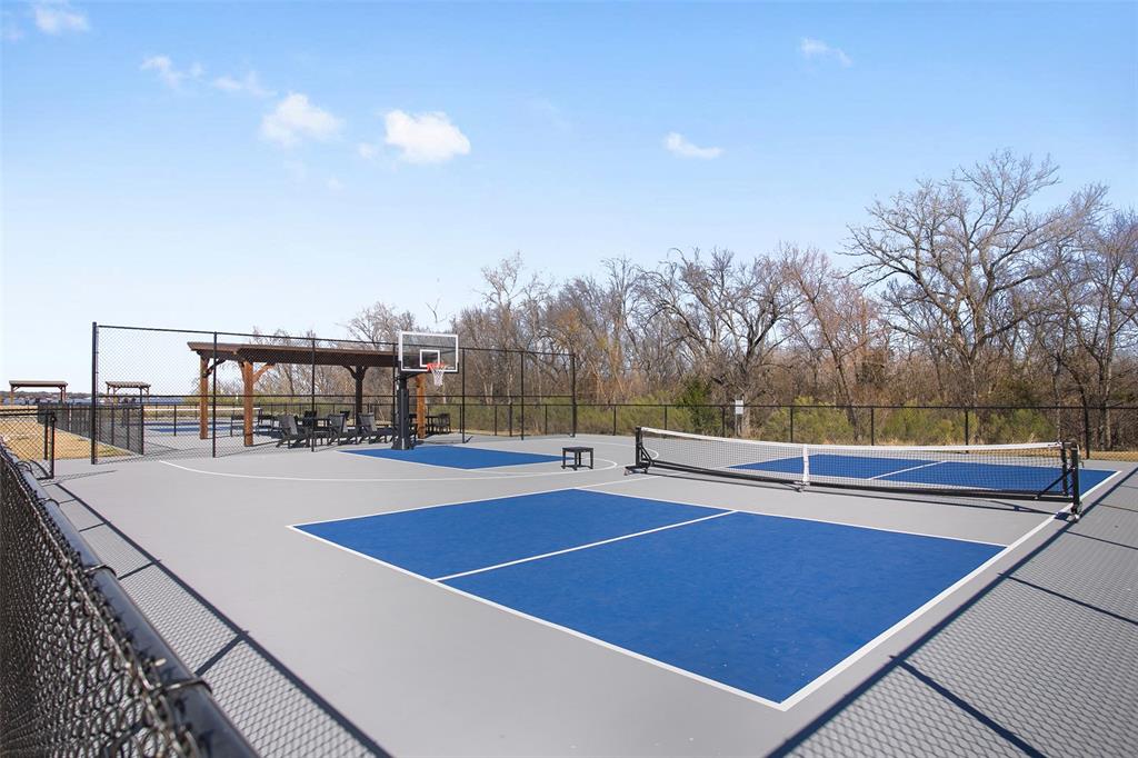 Resort On Eagle Mountain Lake - Residential