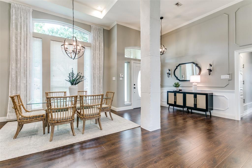 992 Oak Ridge