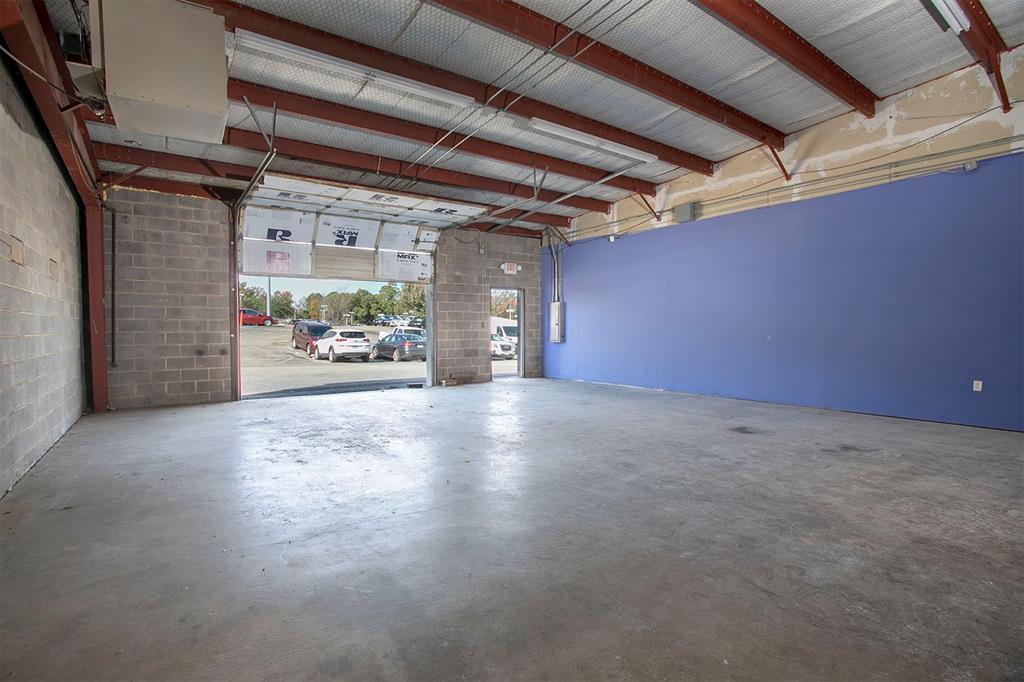 FENTON MOTORS ADDN - Commercial Lease