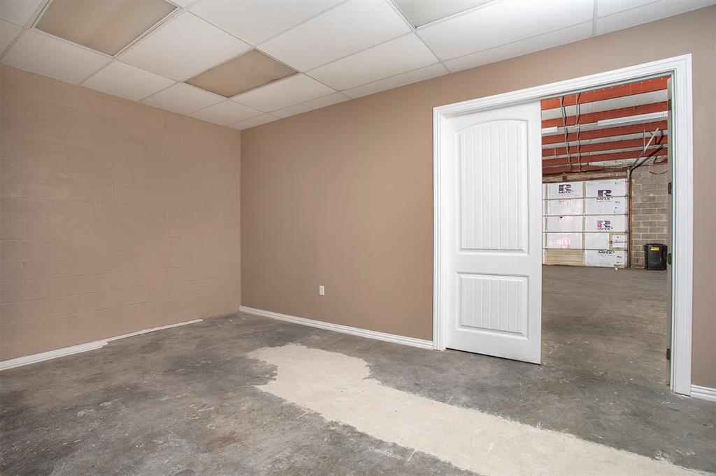 FENTON MOTORS ADDN - Commercial Lease