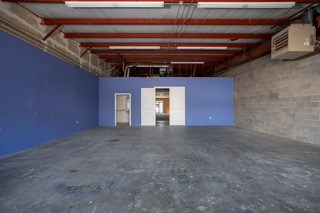 FENTON MOTORS ADDN - Commercial Lease