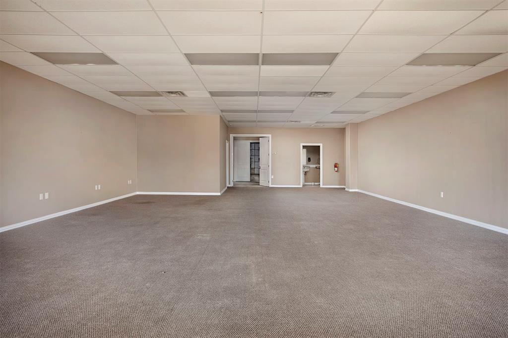 FENTON MOTORS ADDN - Commercial Lease