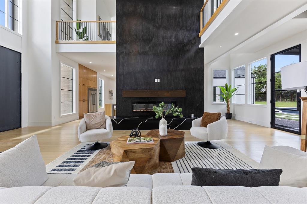 337 Renaissance Lane
