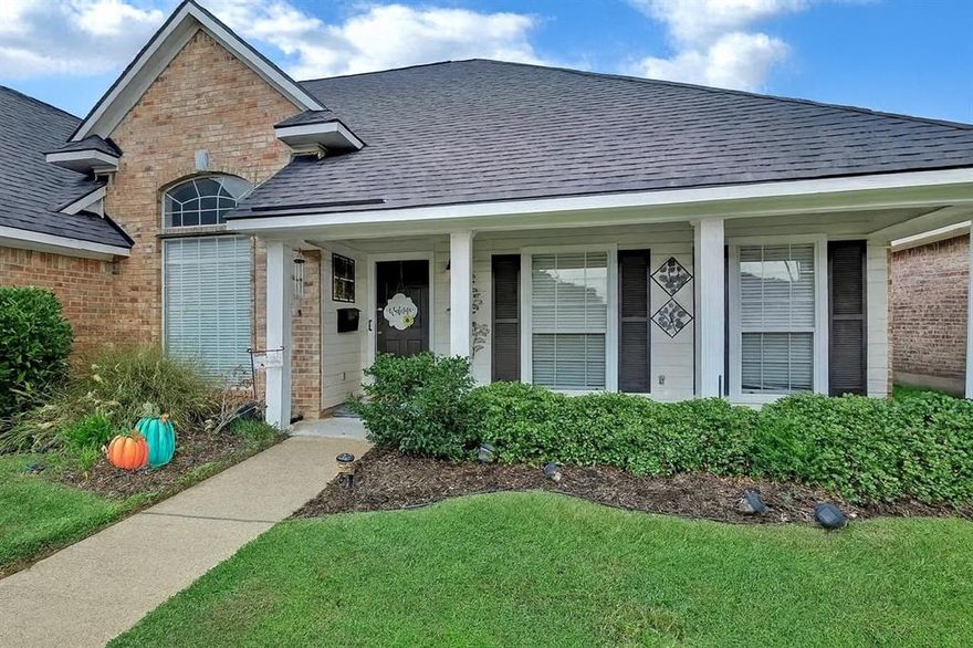 Spacious corner lot in North Bossier’s sought-after Rosedale Subdivision. Located in a gated community featuring a pool, clubhouse, basketball courts, and more.
You’ll love the thoughtfully designed floor plan with four generously sized bedrooms, including a private remote master suite. Three additional bedrooms share a bathroom with double vanities, providing plenty of space for family or guests.
The formal dining room offers flexibility and can easily serve as a home office or second living area. Start your mornings with coffee in the previous owner's favorite spot, the sunroom overlooking the beautifully landscaped backyard — perfect place to relax and unwind.