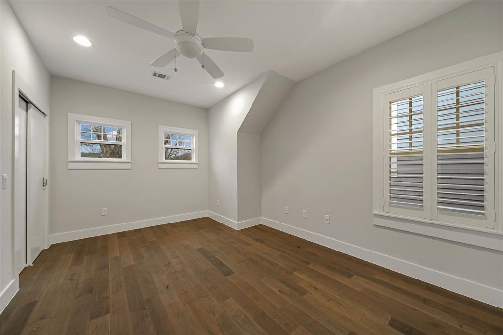 Kings Highway - Residential