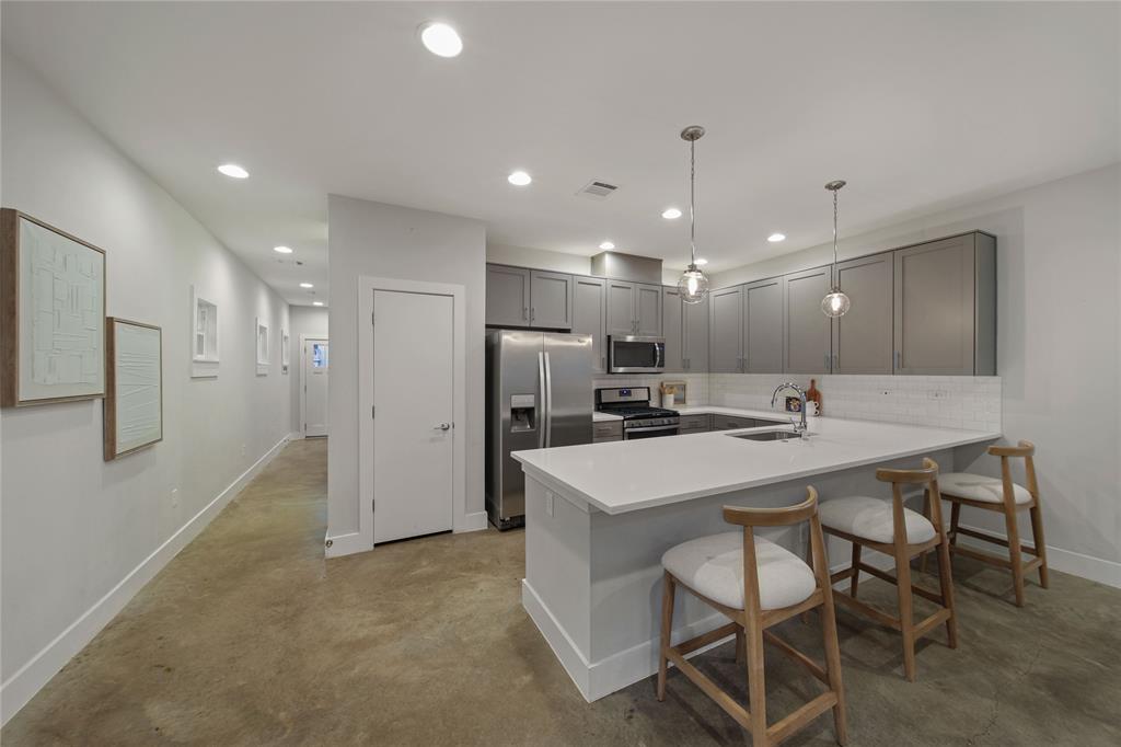 Kings Highway - Residential