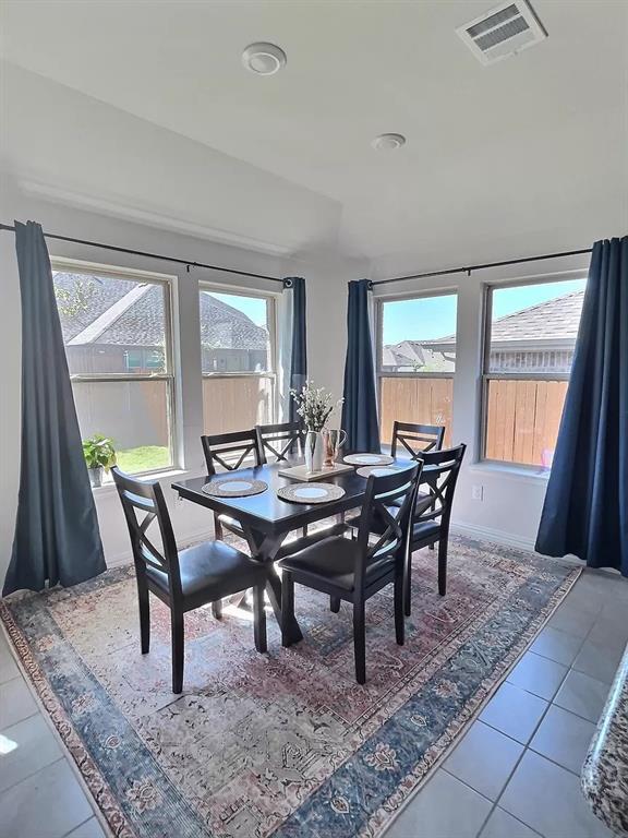 Hickory Crk Xing - Residential Lease