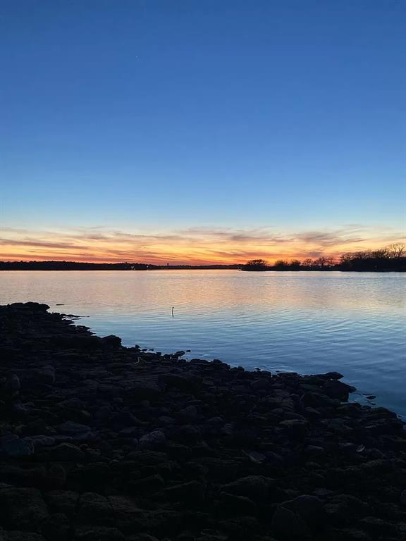 Hickory Crk Xing - Residential Lease