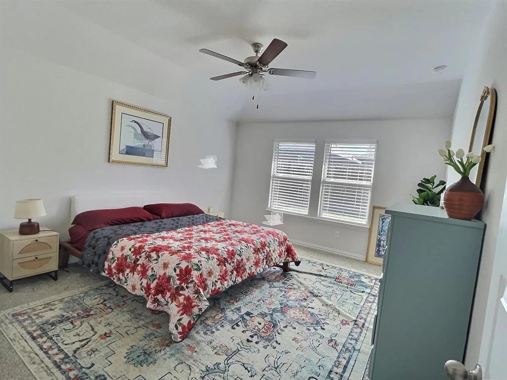 Hickory Crk Xing - Residential Lease