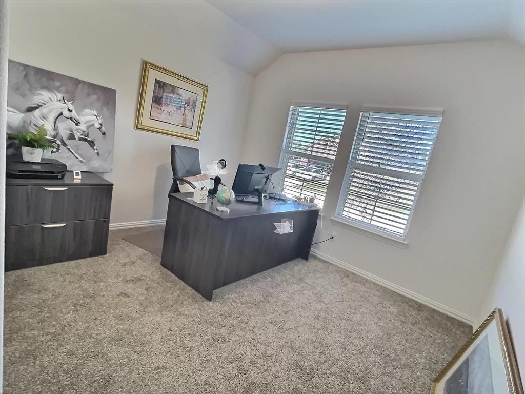 Hickory Crk Xing - Residential Lease