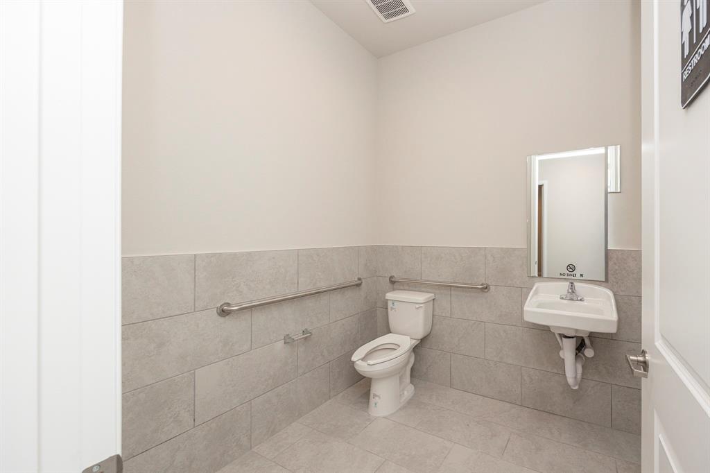 Collin Ridge Office Park - Commercial Lease