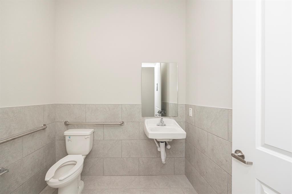 Collin Ridge Office Park - Commercial Lease