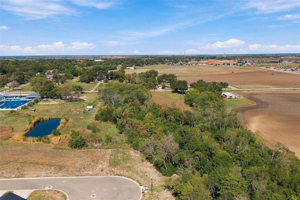 TBD Vitava Drive