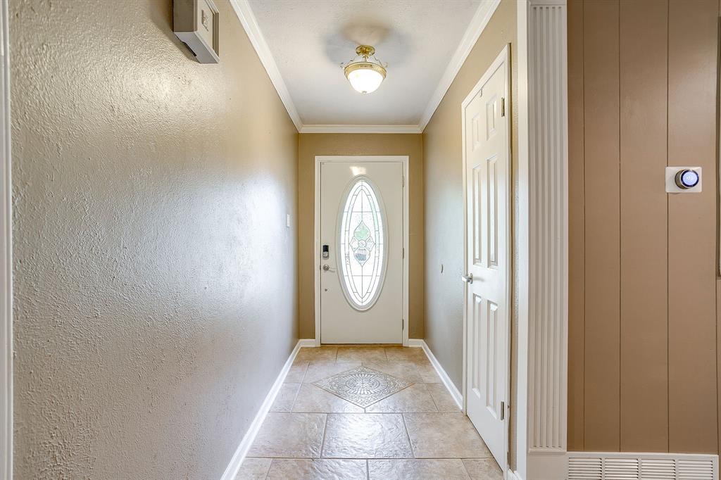 406 Country Club Drive