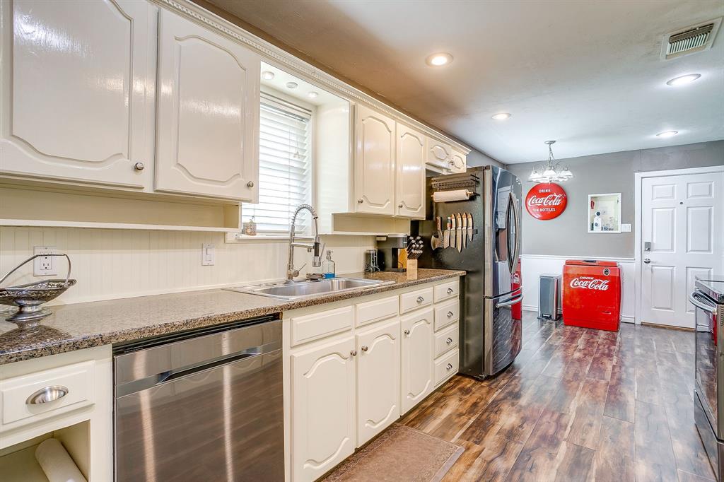 406 Country Club Drive