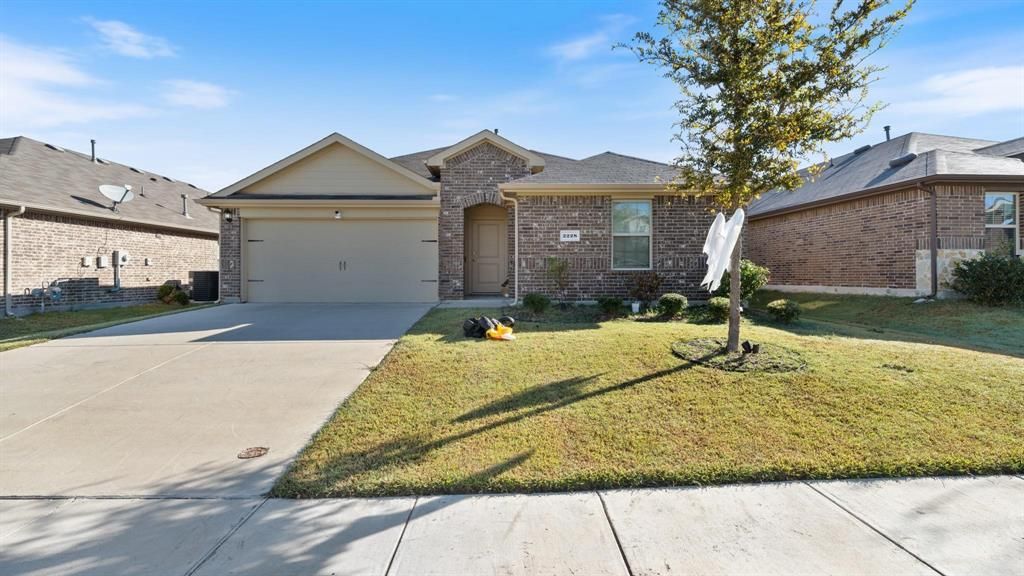 Photo of 2228 Starling Street, Crandall, TX 75114 (MLS # 21194456)