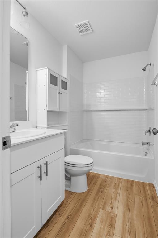 2063 Henrietta Drive