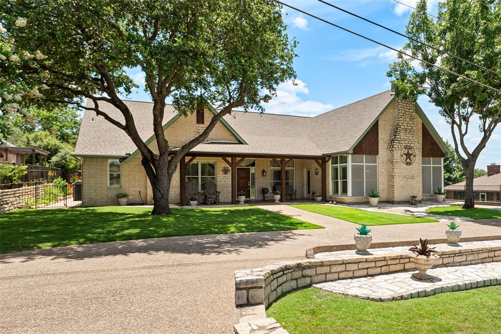 5217 Fairway Circle