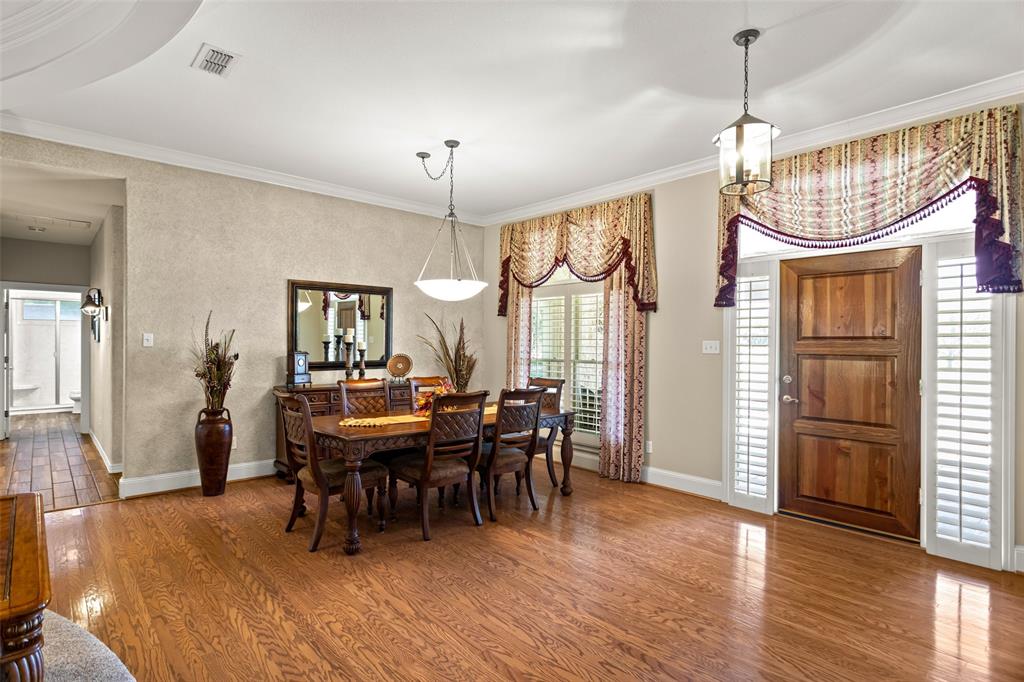 5217 Fairway Circle