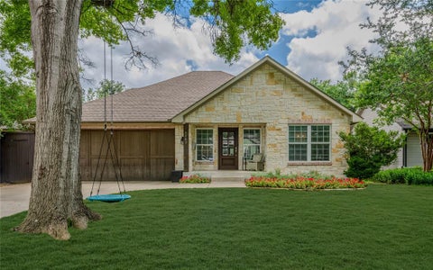 Photo of 3982 Beechwood Lane, Dallas, TX 75220 (MLS # 21298207)
