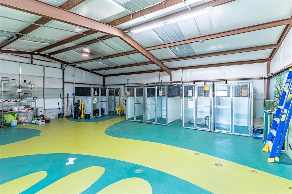 LA VISTA GRANDE ESTS UNREC - Commercial Sale