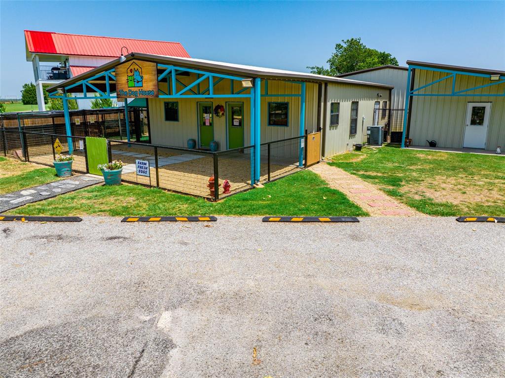 LA VISTA GRANDE ESTS UNREC - Commercial Sale