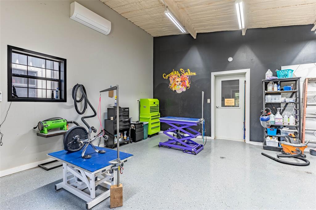 LA VISTA GRANDE ESTS UNREC - Commercial Sale