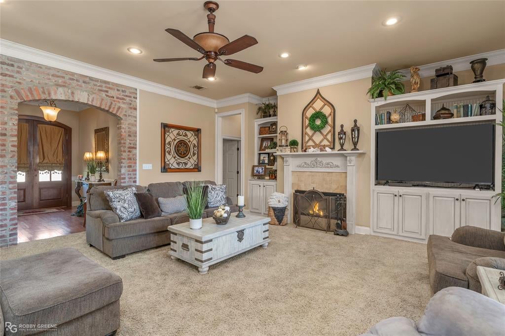 828 Brittany Lane