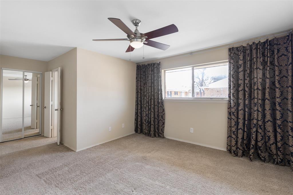 Sandhurst Manor - Residential