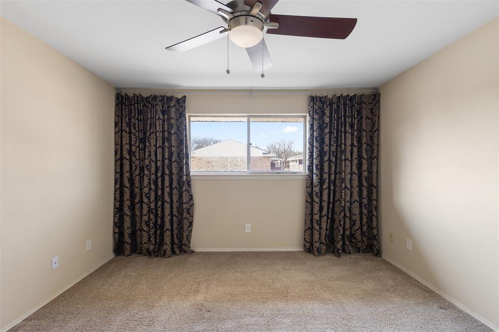 Sandhurst Manor - Residential