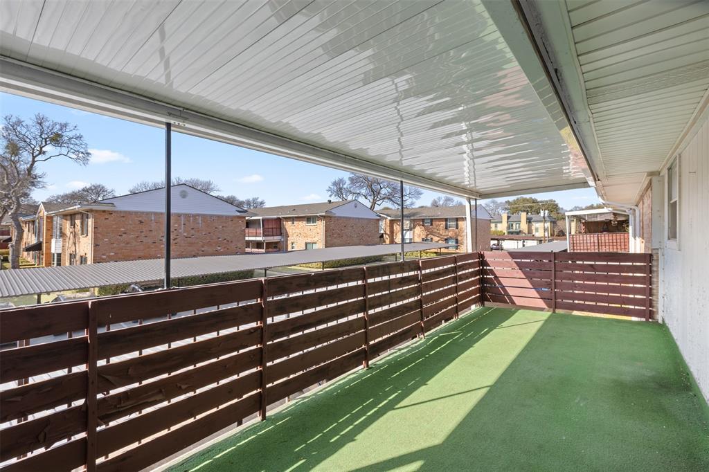 Sandhurst Manor - Residential