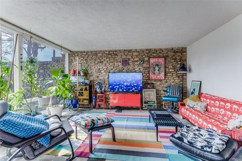 4500 Westridge Avenue 16 Fort Worth TX 76116