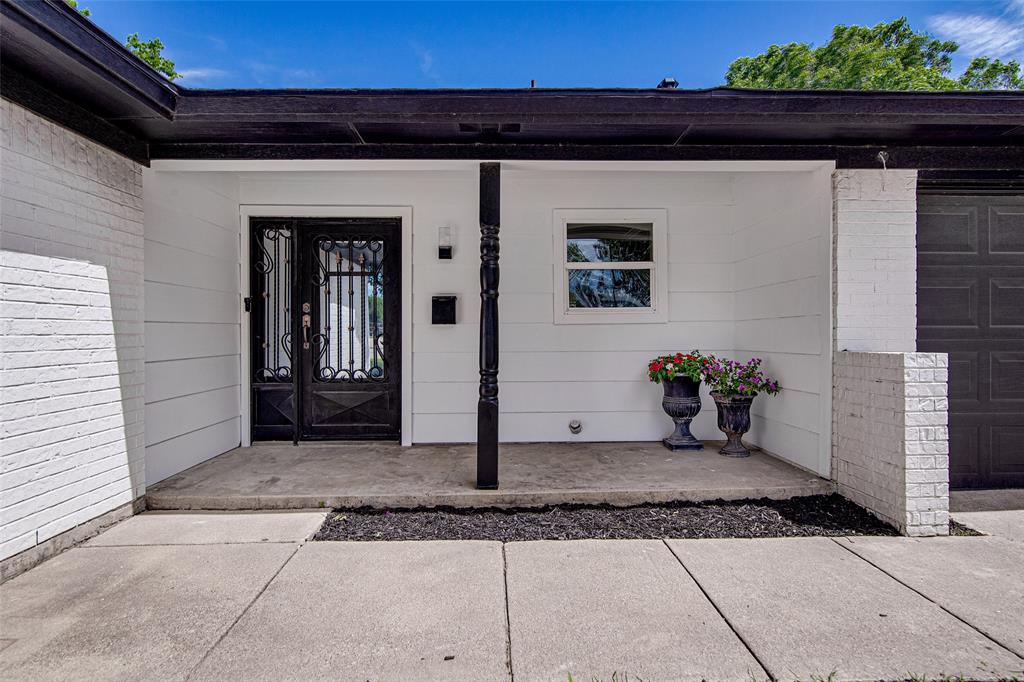 3408 Walton Avenue