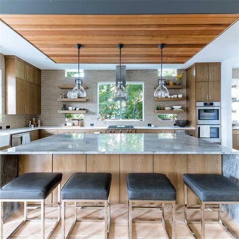 Tiny photo for 5531 Goodwin Avenue, Dallas, TX 75206 (MLS # 21195149)